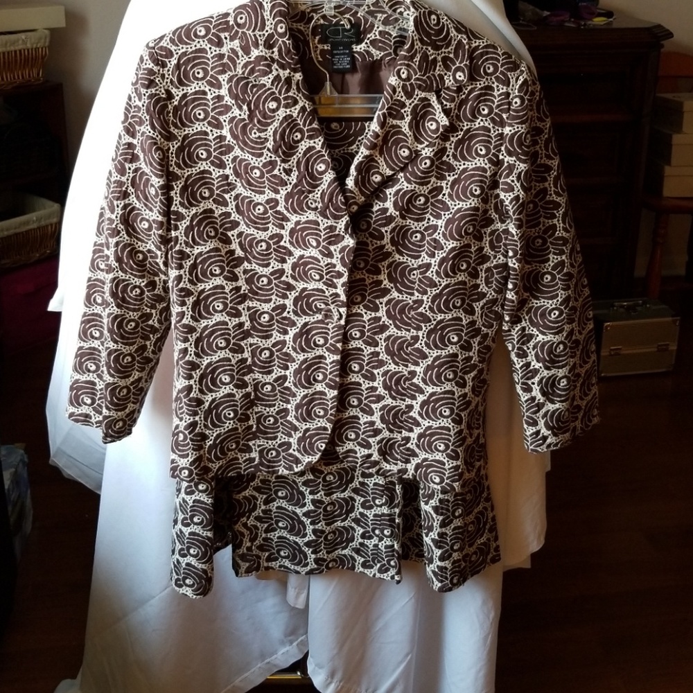 Jacket and skirt set